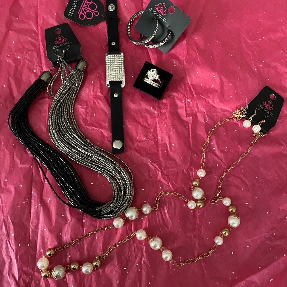 Paparazzi Jewelry Bundle